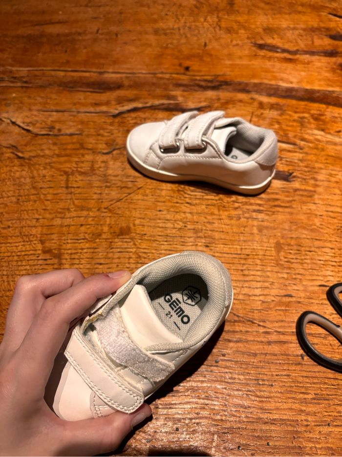 Chaussures blanches baskets enfant taille 21 - photo numéro 5