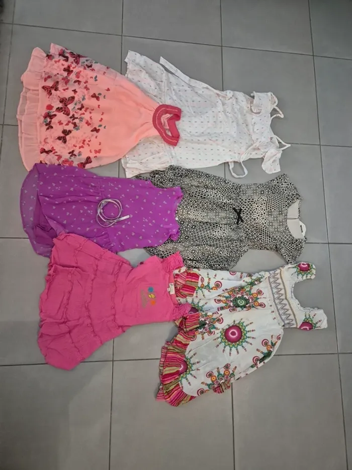 Lot 19 vêtements 6 ans robes jupes pull gilets dpam H&M Gémo - photo numéro 6