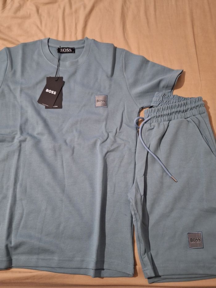 Short et tee-shirt Boss