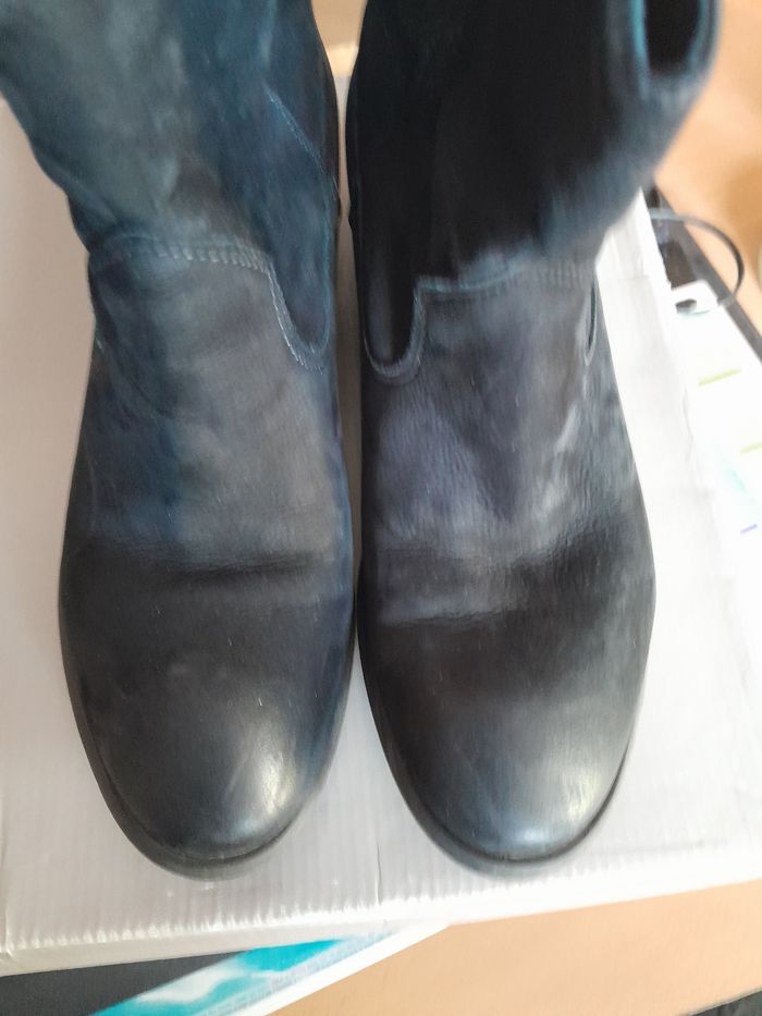 Bottines noires en daim taille 36 - photo numéro 2