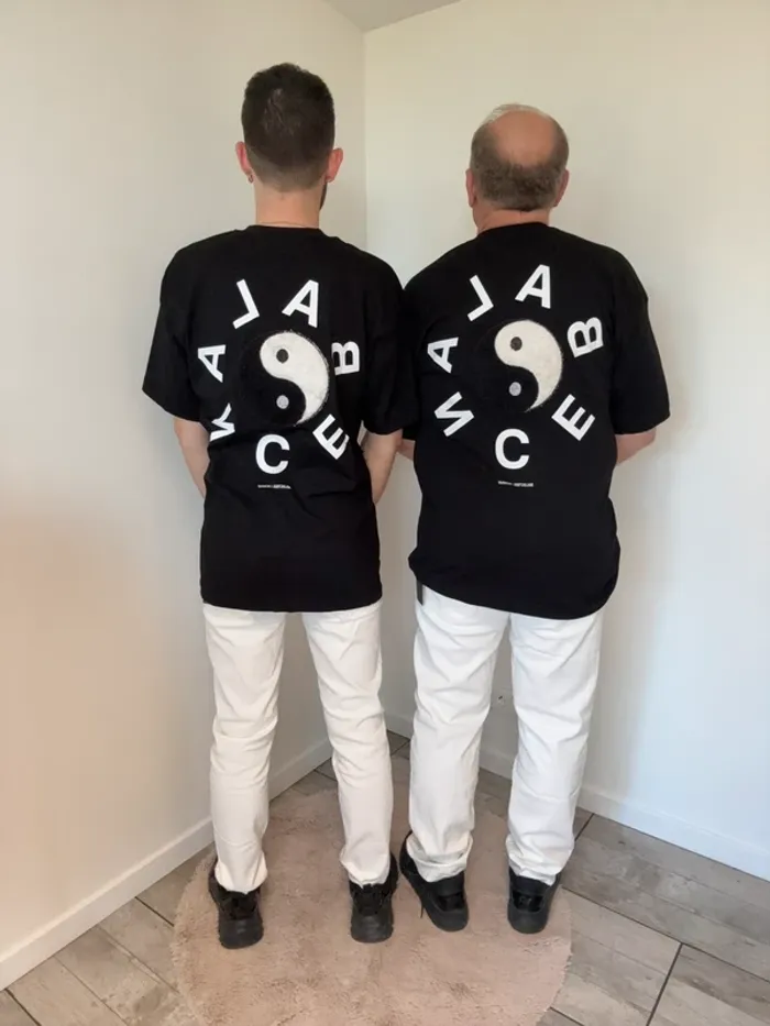 T shirt - photo numéro 3