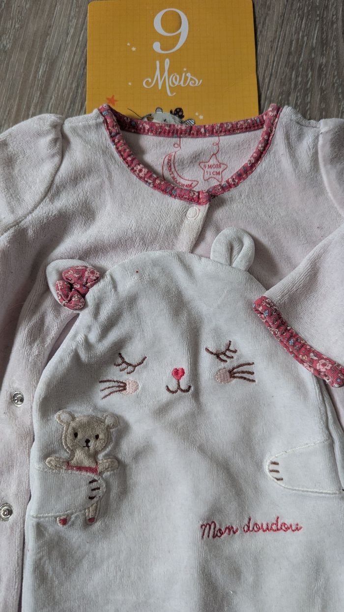 Pyjama velour 9 mois - photo numéro 2