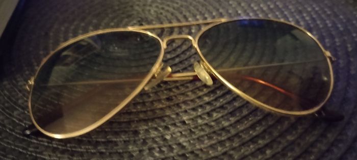 Lunette de soleil en très bon état - photo numéro 6