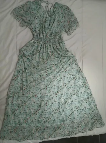 Jolie robe vert eau L/XL miss Sara fashion