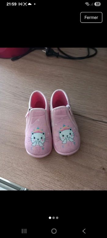 Chaussons taille 22 