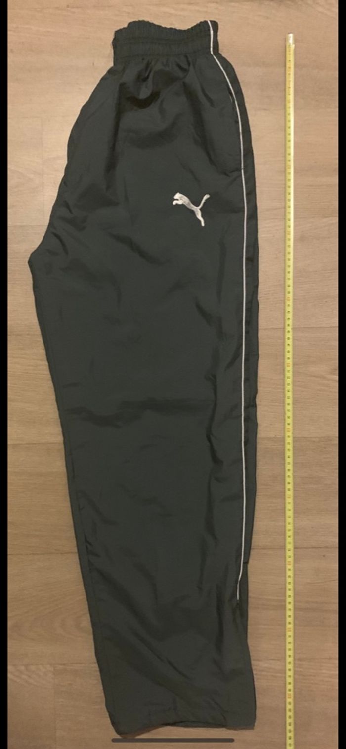 Pantalon/jogging marque puma logo cousu blanc et gris taille M