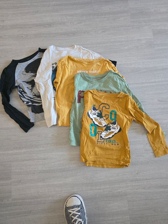 Lot de vêtements 6/7ans - photo numéro 2