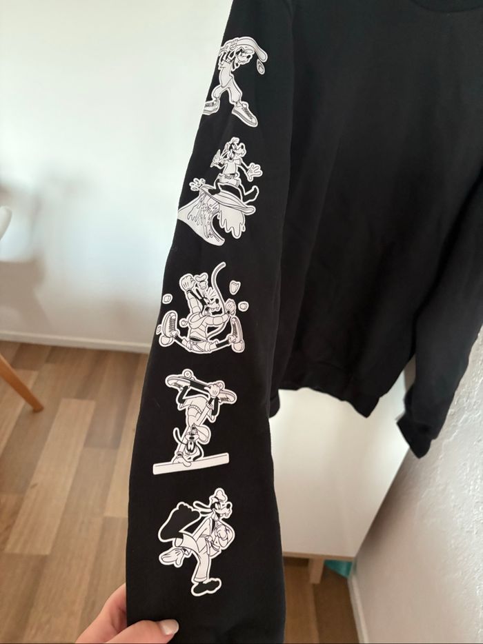 pull Adidas Disney - photo numéro 3