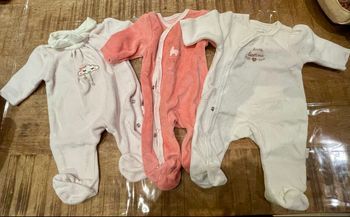 Lot de pyjamas P’tit Bisou – taille naissance (50 cm) 🌸