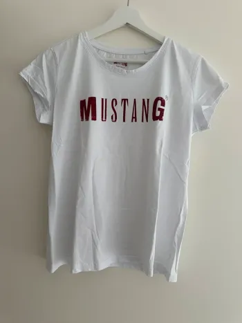 Tshirt Mustang blanc pour femme taille M