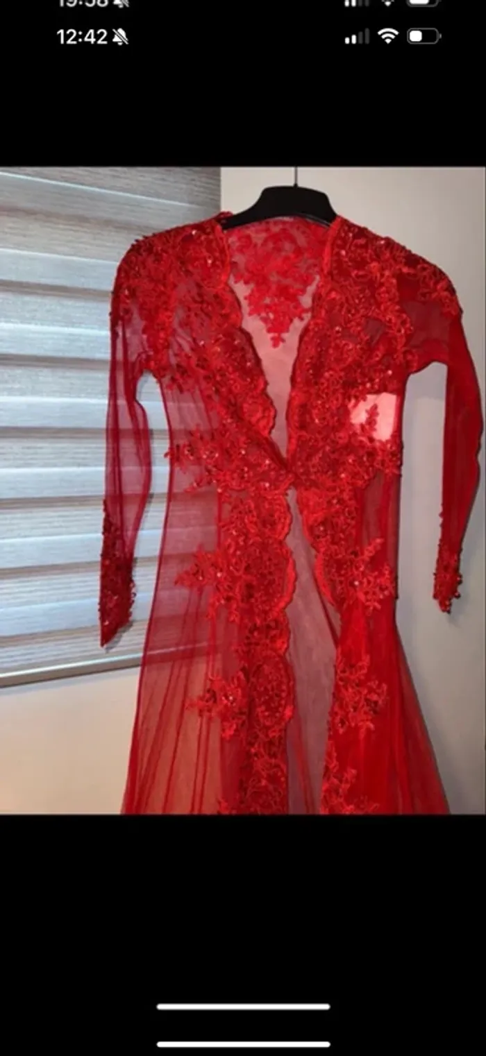 Caftan rouge taille xs tres bonne etat - photo numéro 5