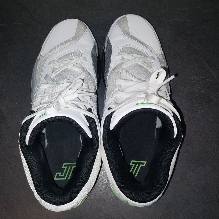 Basket Jordan Tatum 2 Néon ~ Basket-ball ~ Blanche Noire Verte ~ pointure 44 - photo numéro 3