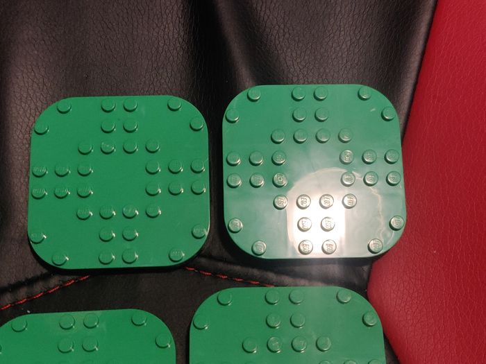 5 plaques 8x8 arrondies vertes Lego - jamais utilisées parfait état - vrai Lego - photo numéro 7