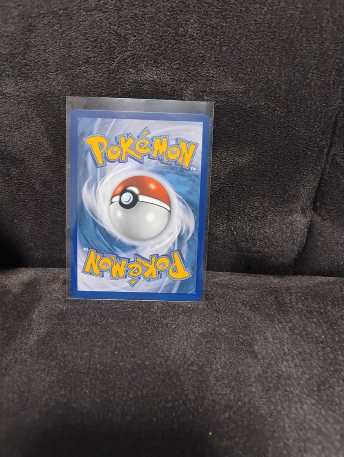 Carte Pokémon Ninjask 137/132 Mega Evolution ME01. Full Art Secrete. Française, officielle.
En très bon état
✨ N'hésitez pas à jeter un petit coup d'œil à mon profil avant achat - photo numéro 3
