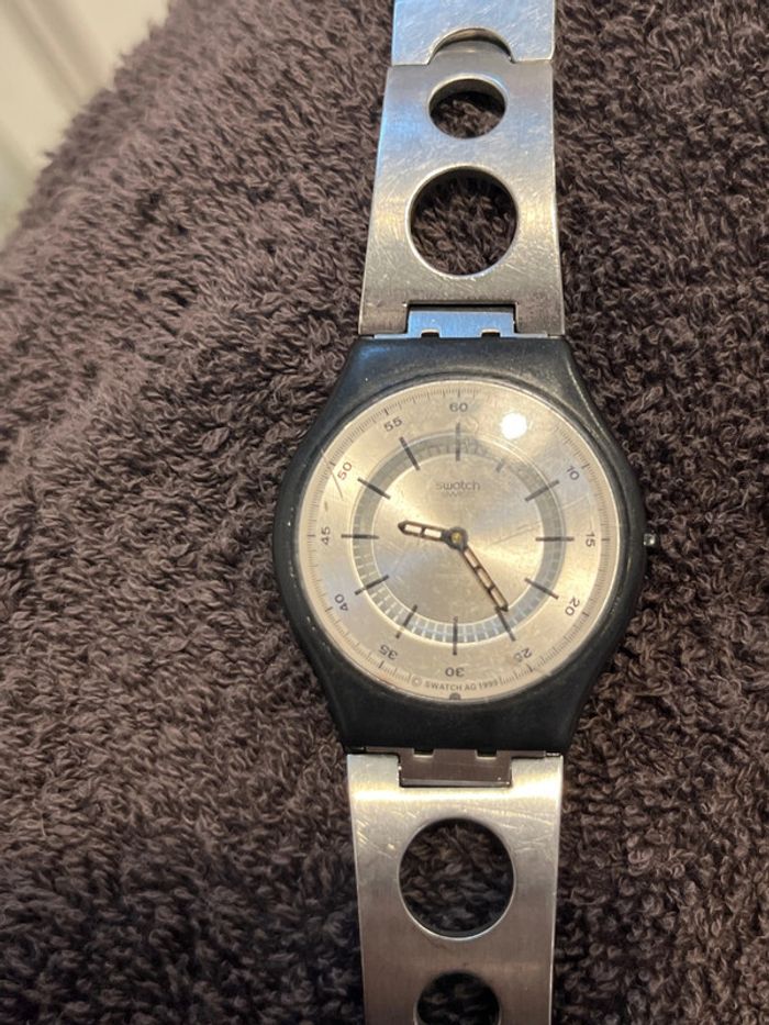 Montre collector swatch skin 1999 unisexe - photo numéro 3