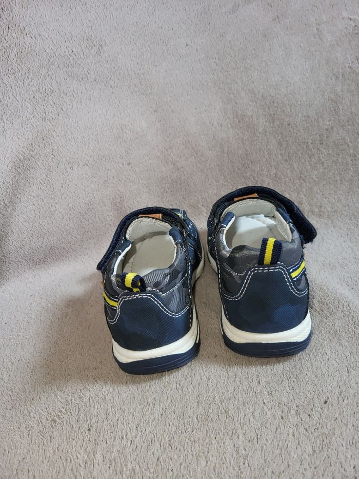 Chaussures sandales garcon 24 - photo numéro 3