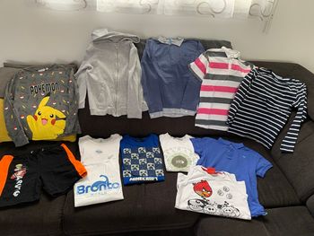 Lot de vêtements taille 10 ans