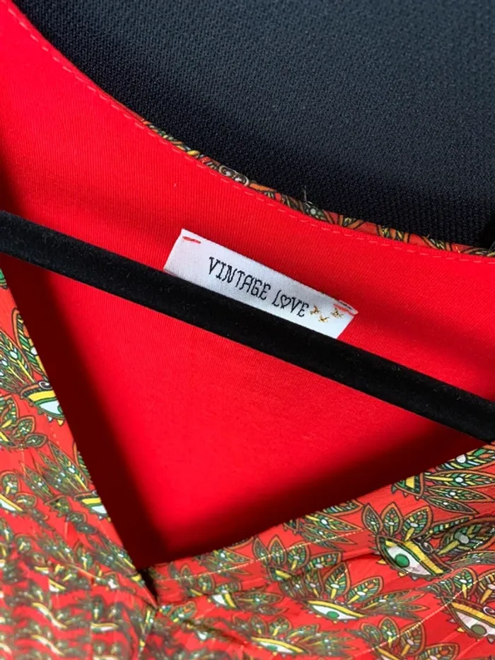 Haut évasé rouge à motifs Vintage Love taille S/M - photo numéro 2