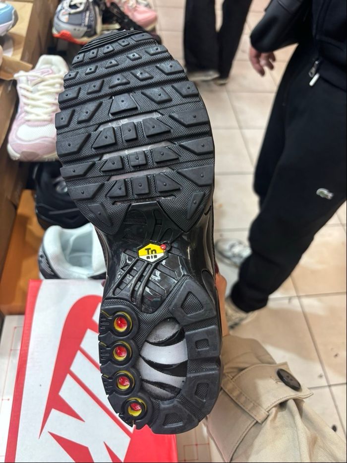 Tn noir 37 - photo numéro 4