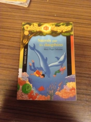La Cabane Magique 12 : sauvés par les dauphins