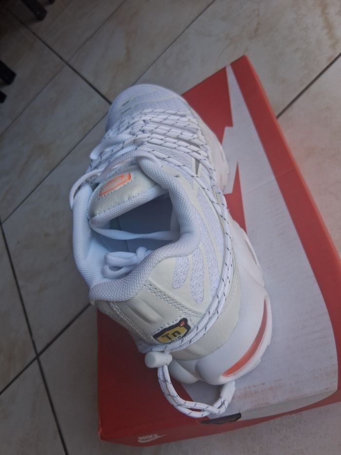 Basket tn utility blanche et orange taille 43 - photo numéro 2