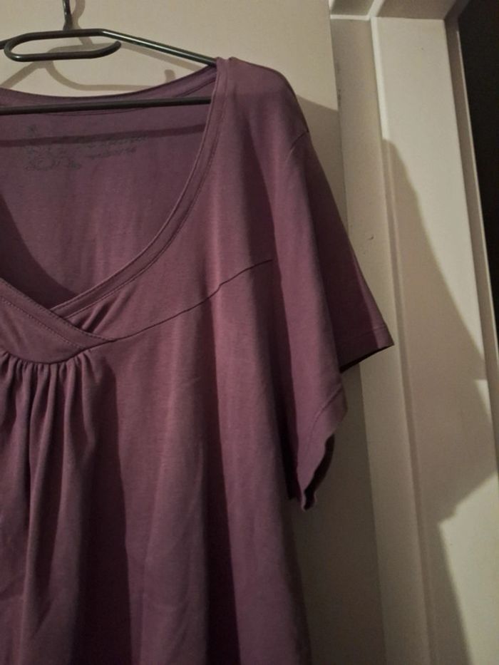 Tee-shirt très bon état - photo numéro 4