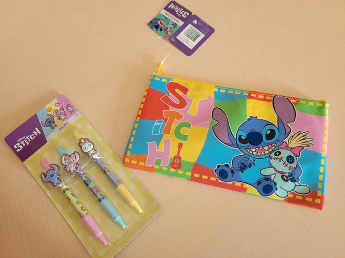 Trousse Stitch + lot stylos Stitch Neuf - photo numéro 5