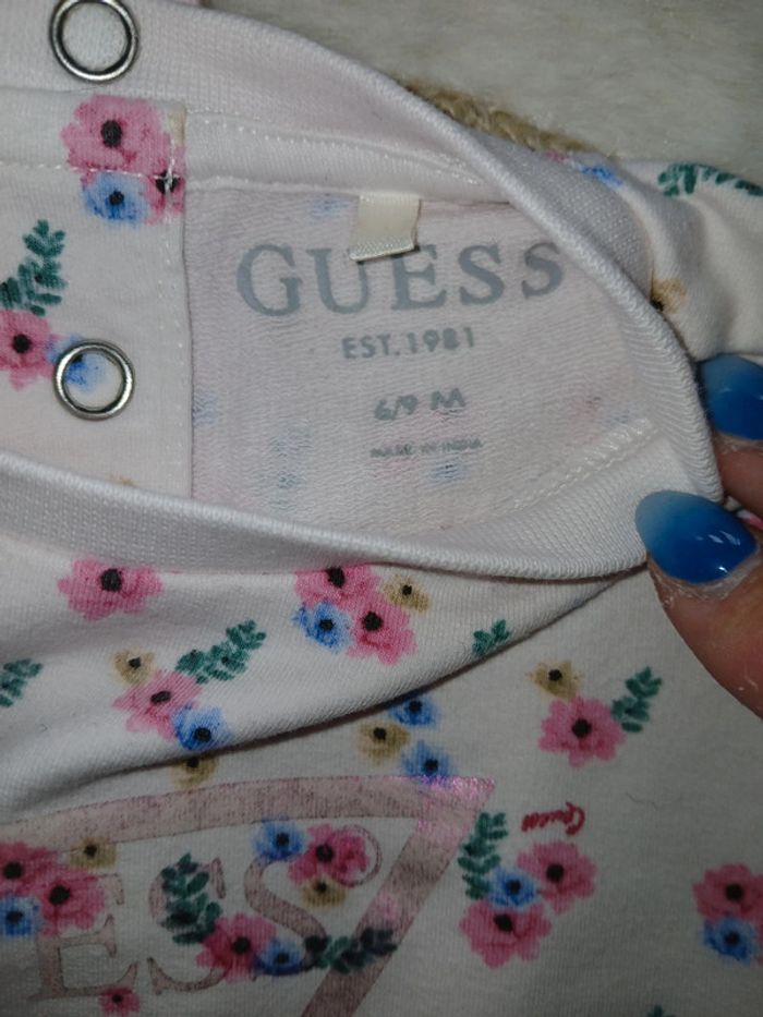 Ensemble guess - photo numéro 2