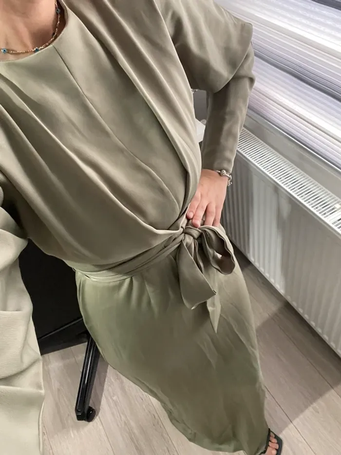 Robe de soirée - photo numéro 4