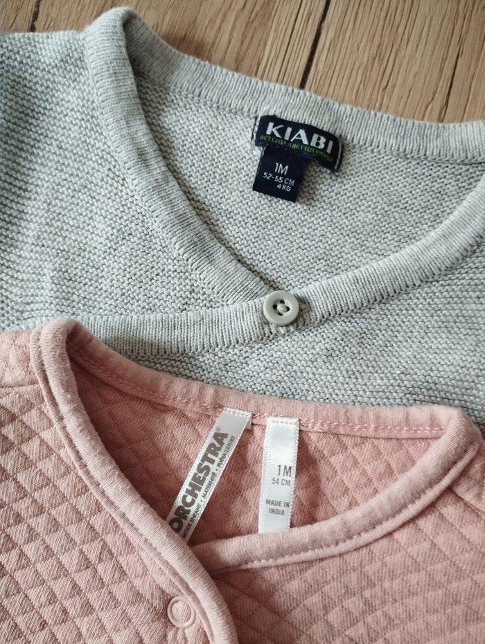 Lot de gilets 1 mois - photo numéro 2