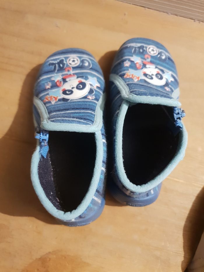 Chaussons bleus - photo numéro 7