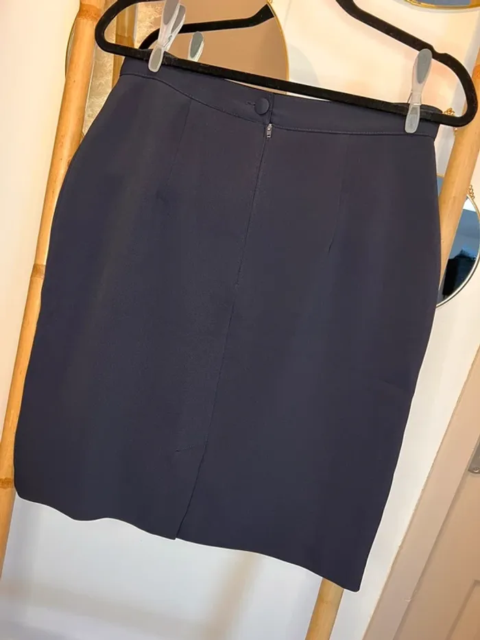 Jupe bleu marine - photo numéro 2