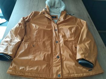 Imperméable, fourré