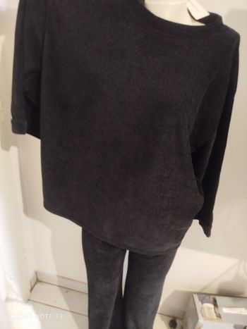 #kytietailleuniquefemme. Survetement en velours côtelé taille unique 