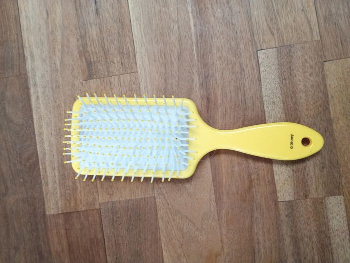 Brosse à cheveux belle - photo numéro 2