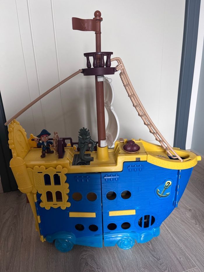 Bateau le puissant colosse de Jack et les pirates - photo numéro 3