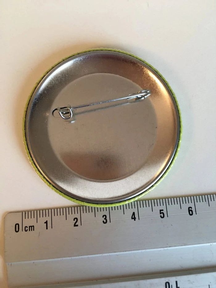 Badge neuf - photo numéro 2