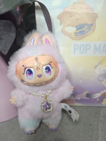 Labubu popmart
