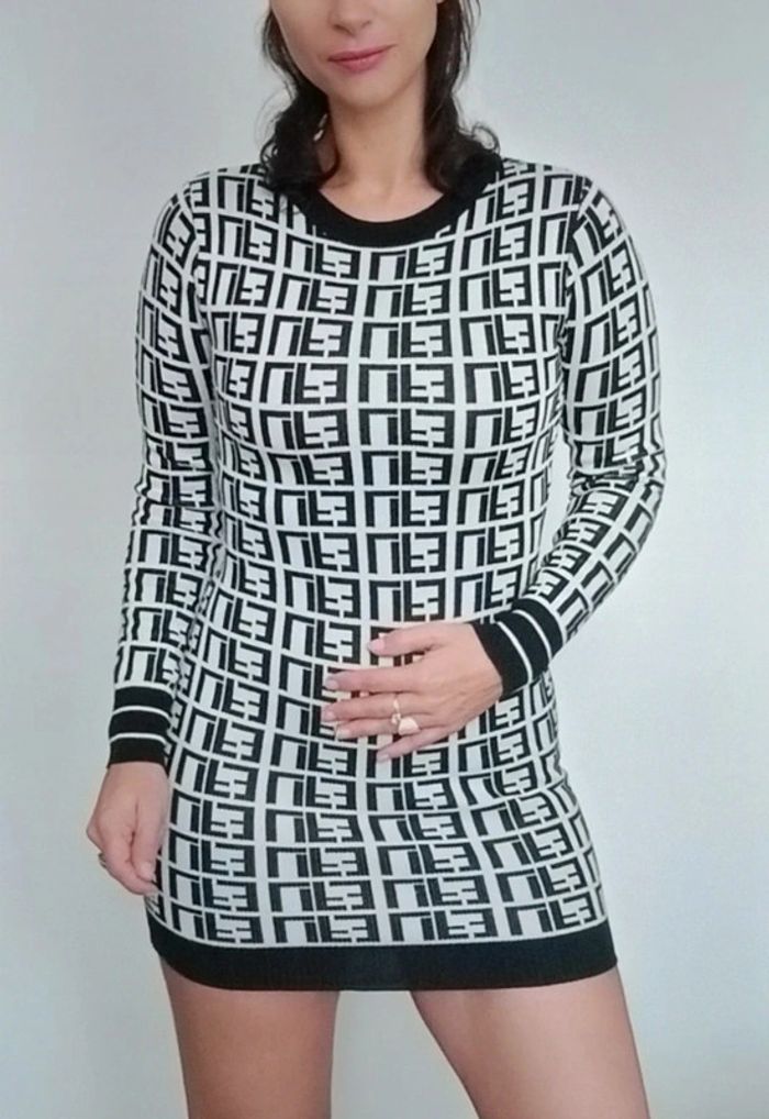 Mini robe pull hiver chic noire et blanche TU - photo numéro 2