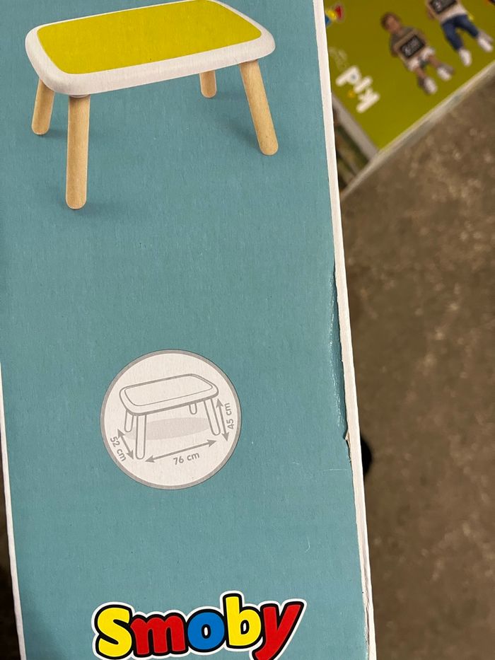 Lot kid table et lot de 3 chaises - photo numéro 2