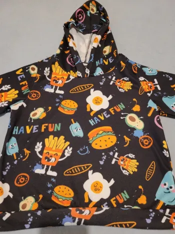 Sweat-shirt à capuche taille 7 ans