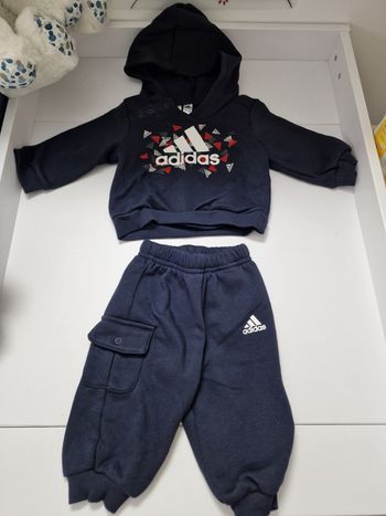 Ensemble Adidas neuf