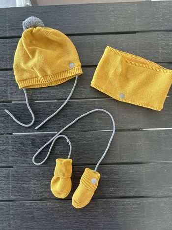 Ensemble, bonne moufles écharpe bébé
