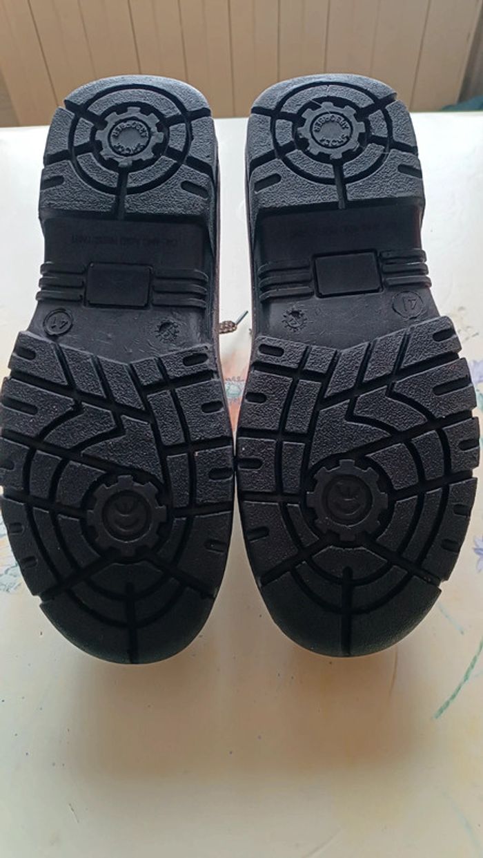 Chaussure de sécurité taille 41 marque Vasa - photo numéro 3