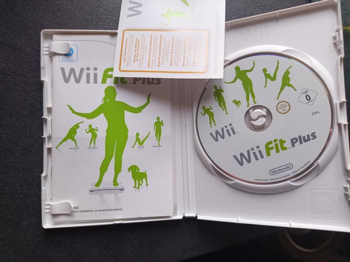 Nintendo - Wii - Wii fit plus - photo numéro 5