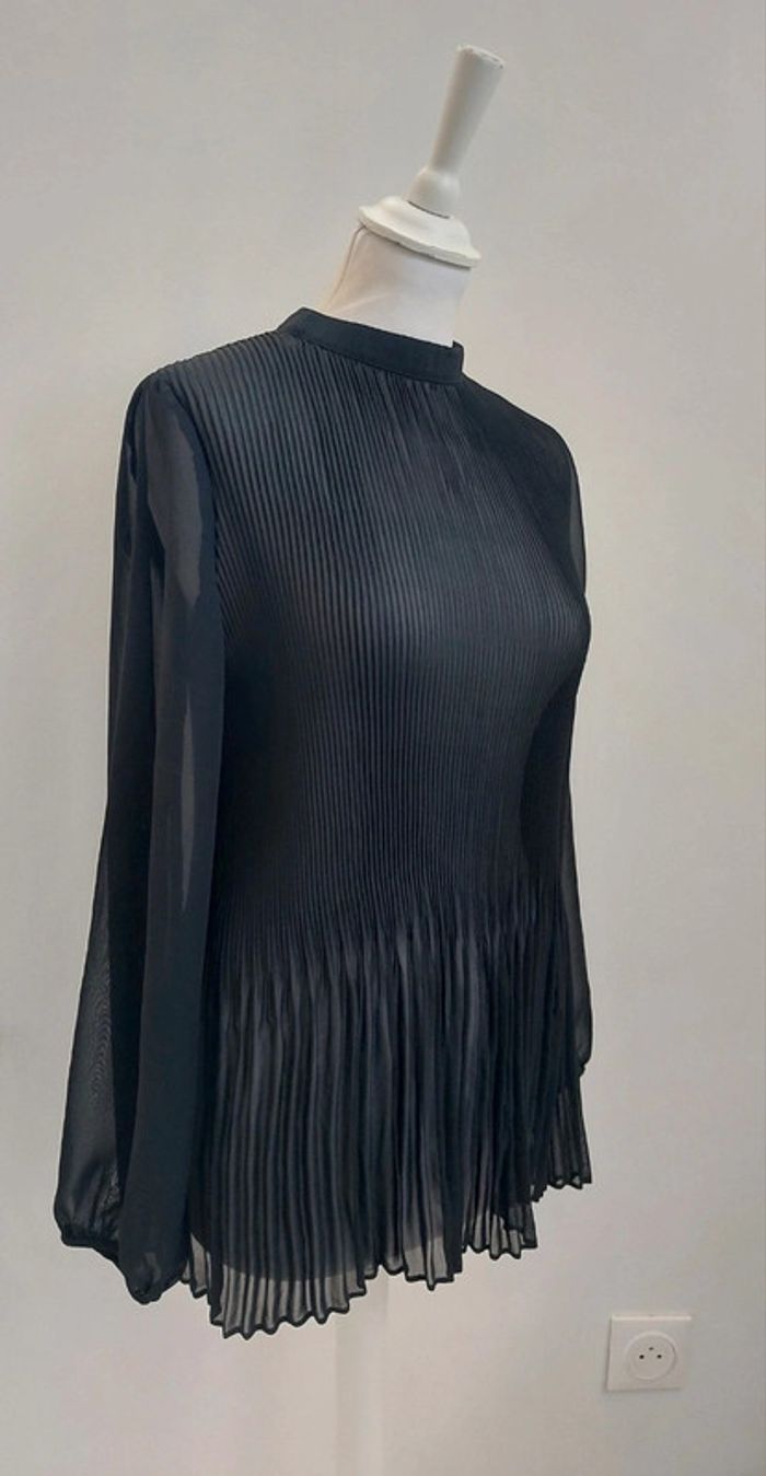 Blouse noire plissée fluide taille 40 - photo numéro 2