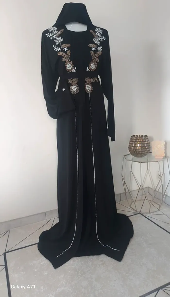 Ensemble kimono 4 pièces perlé neuf - photo numéro 2