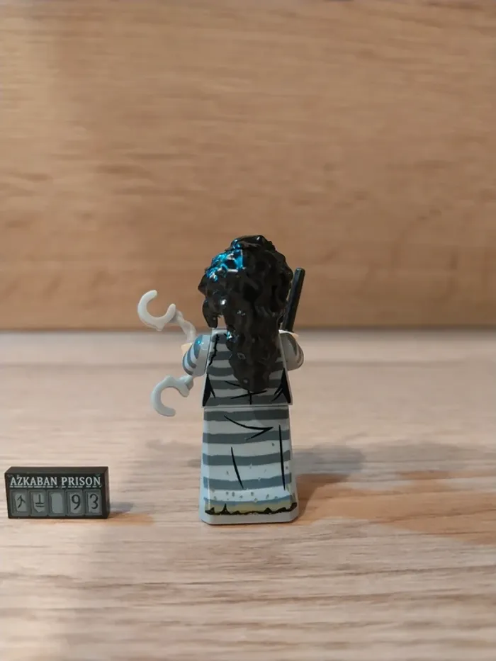 Figurine type lego Bellatrix Harry Potter - photo numéro 3