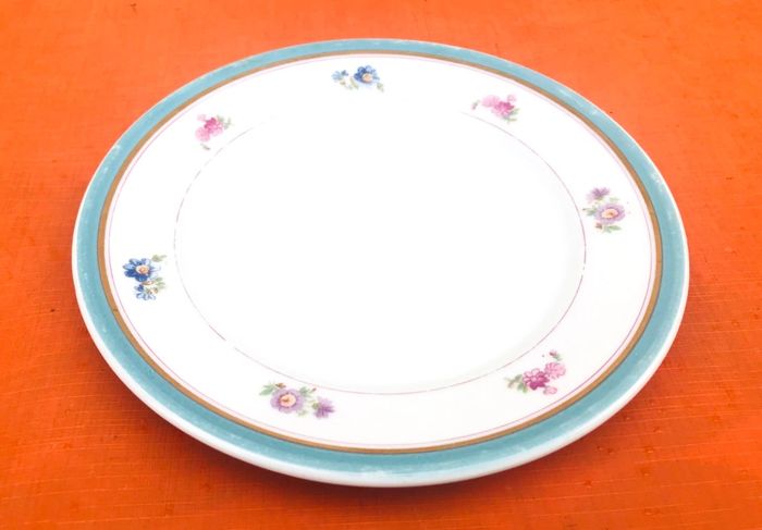 4 assiettes Fromage / Dessert U.M.L (Union Marc Larchevêque) France - photo numéro 3