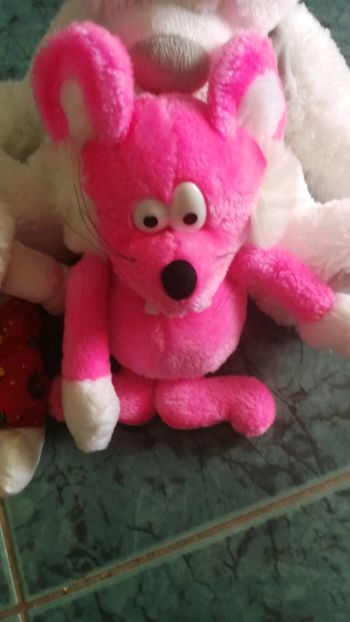 2 peluches souris et lapin